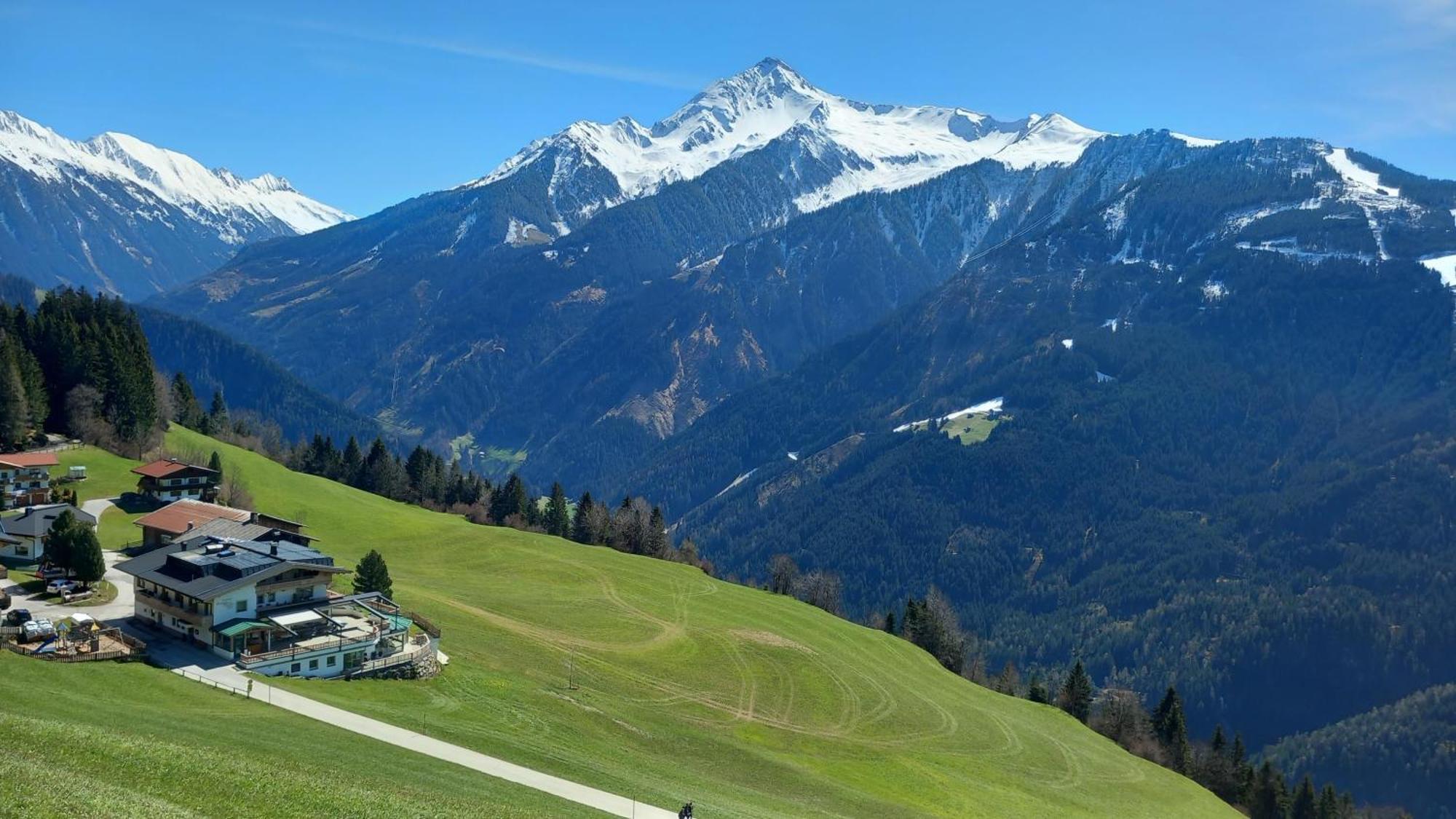Astegg, Alpengasthof Finkenberg Exterior photo