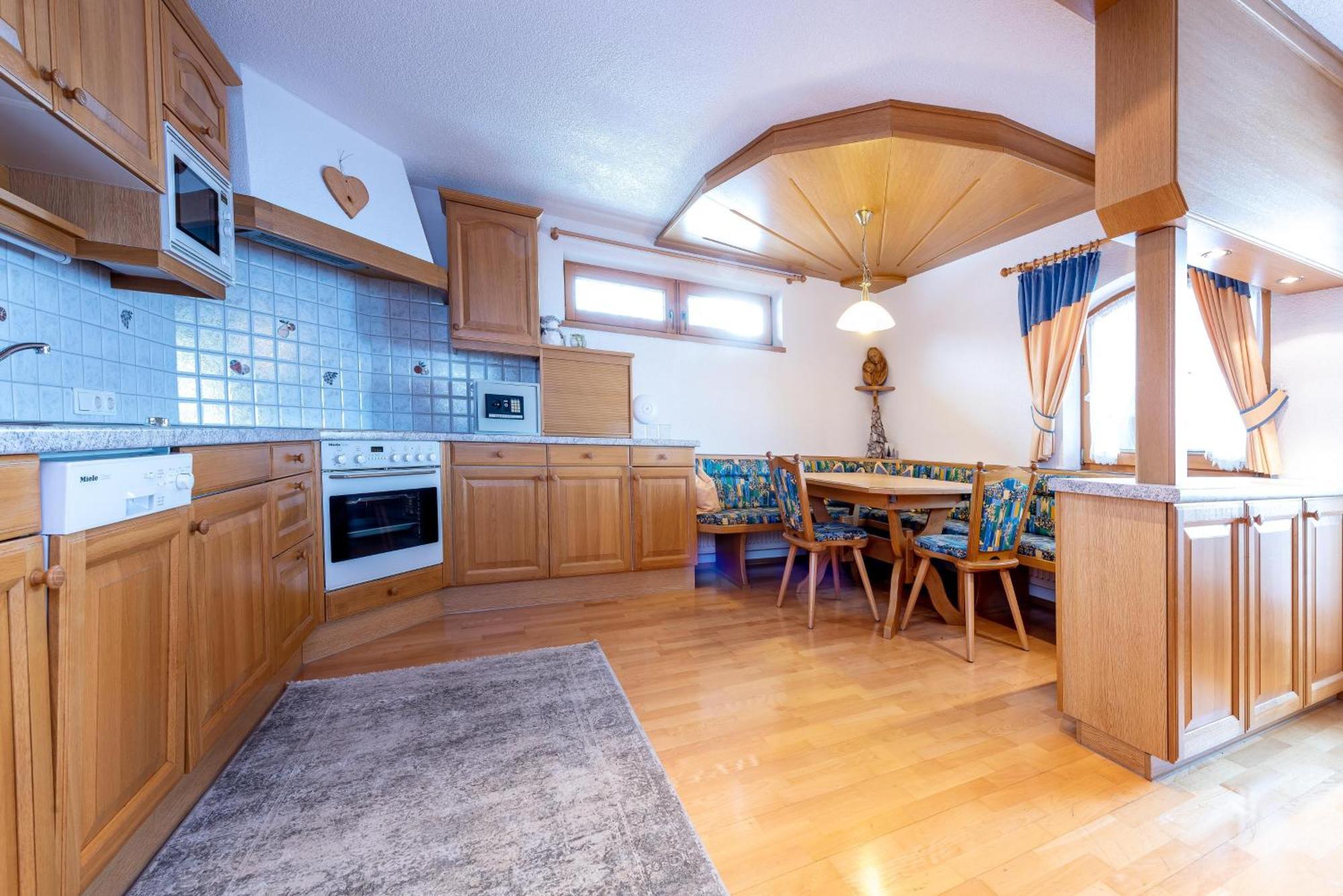 Astegg, Alpengasthof Finkenberg Room photo
